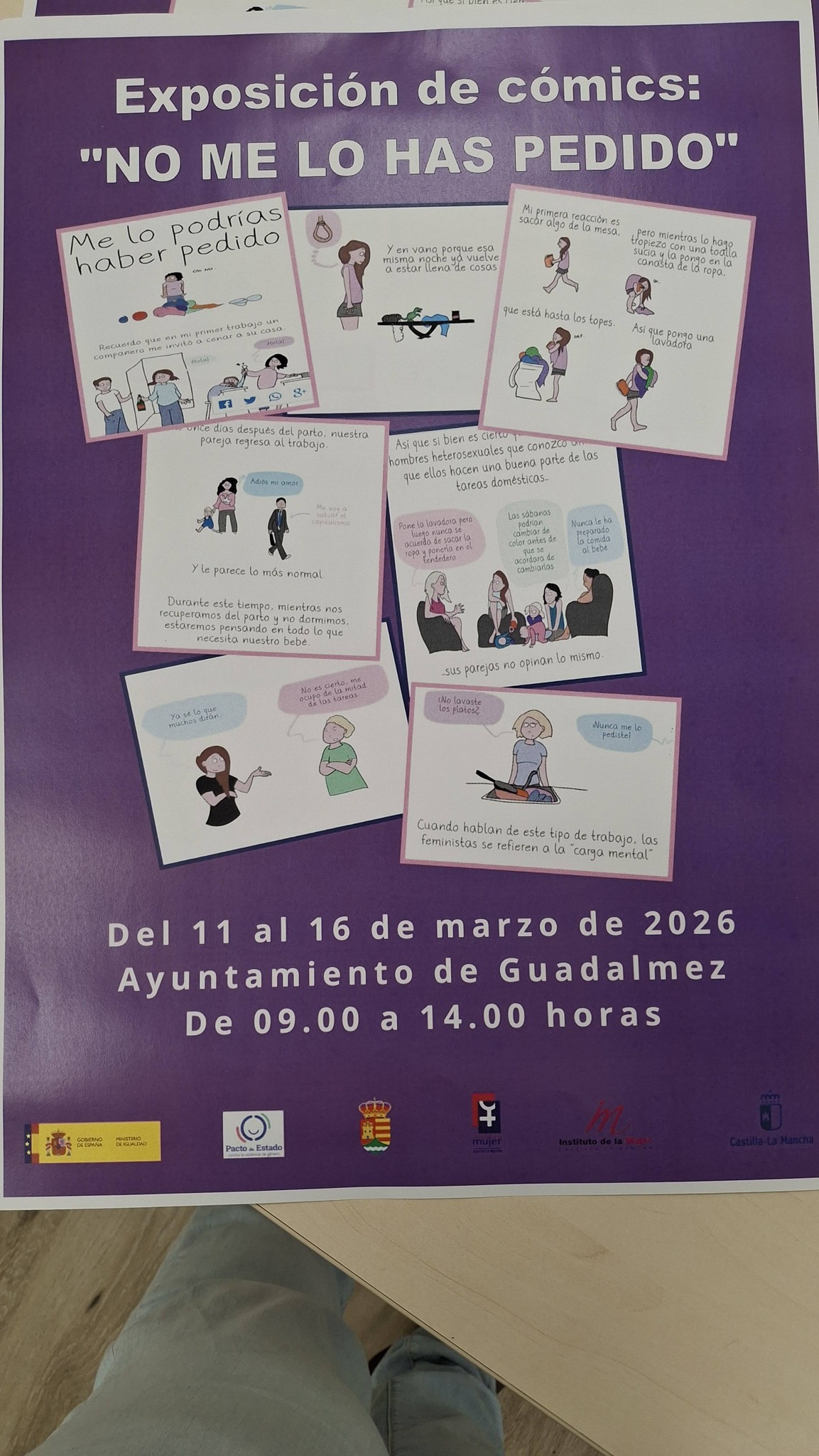 Exposición "No me lo has pedido" preparada por la Asociación de Amas de casa y creada por el Instituto de la Mujer